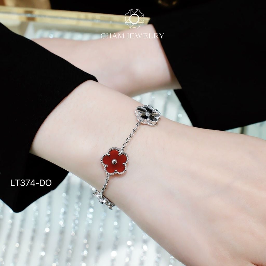 Lắc Tay LT374 CHAM JEWELRY , Lắc Tay Cỏ 5 Lá Free Size Bản 10.0mm Chạm Máy (Barcode TLT1519).