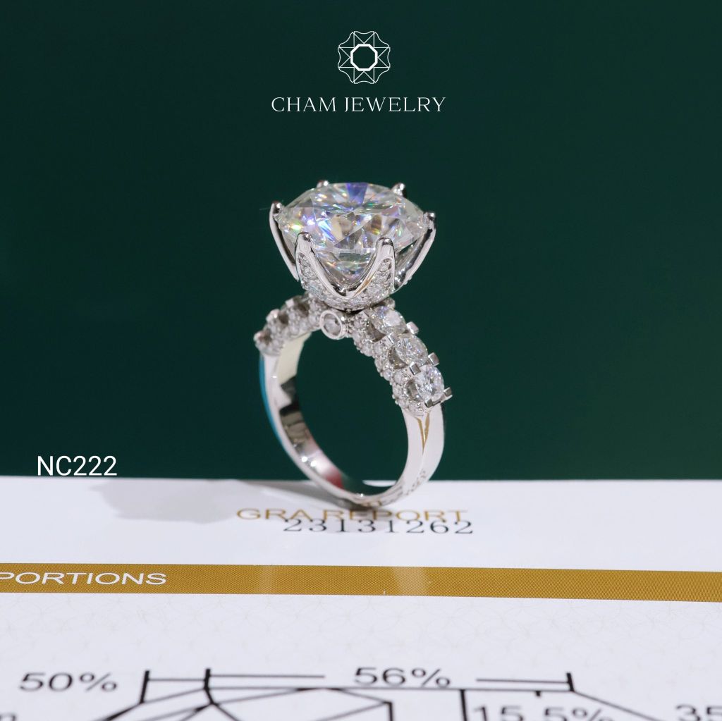 Nhẫn NC222 CHAM JEWELRY, Nhẫn Full Đá Moissanite Chủ 14.0mm (Barcode OCNN70)