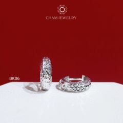 Hoa Tai BK06 CHAM JEWELRY, Bản 4.5mm ( Barcode TBK202)