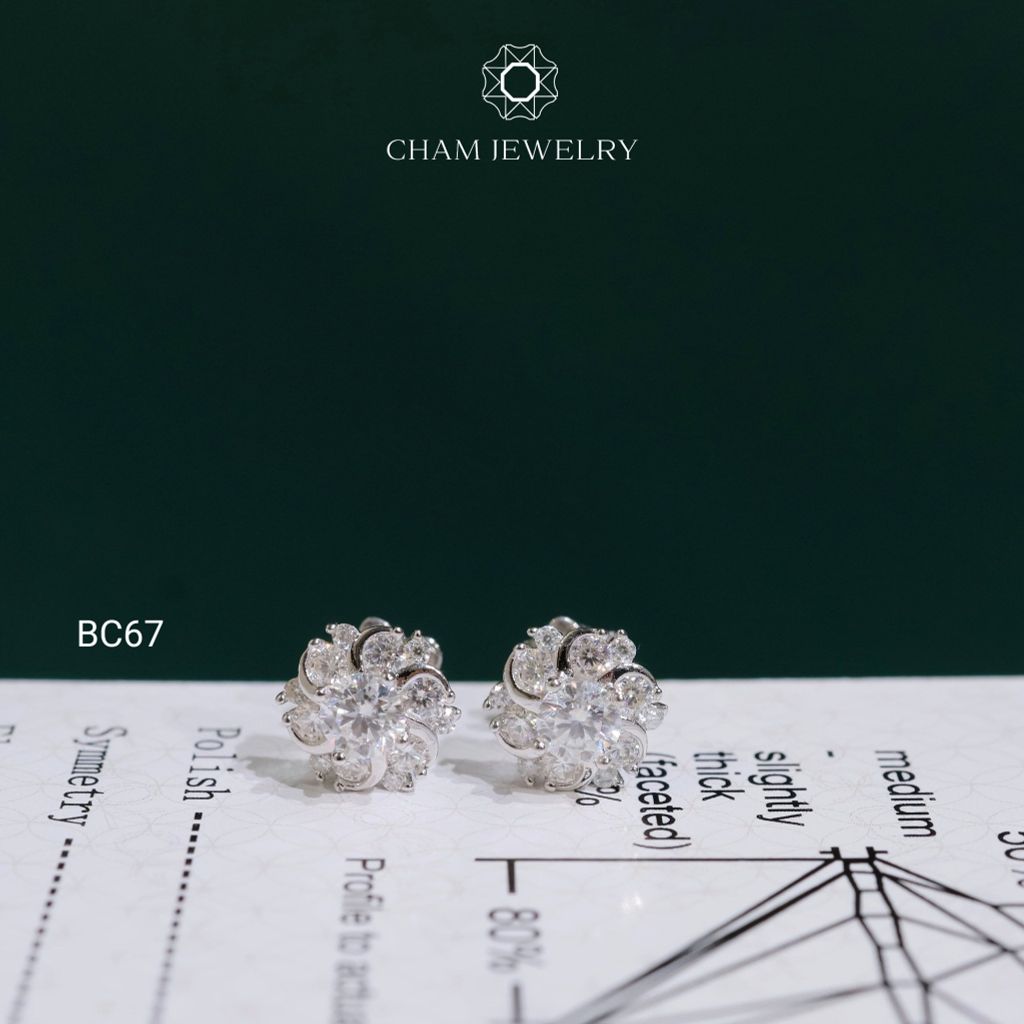 Hoa Tai CHAM JEWELRY BC67, Hoa Tai Xoàn Hoa Full Moissanite Chủ 4.0mm (Barcode TVM155)