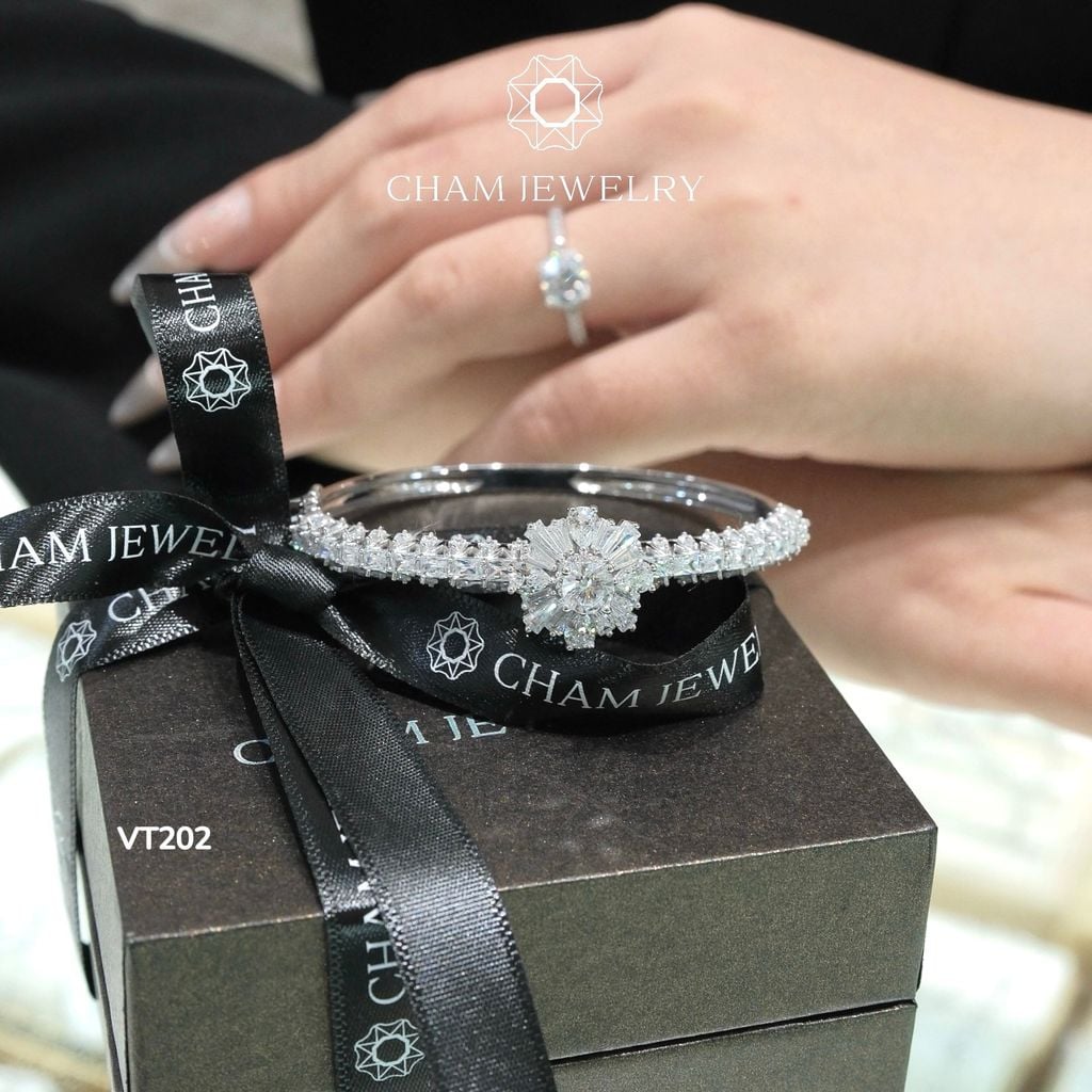 Vòng Tay VT202 CHAM JEWELRY, Chủ 5.0mm (Barcode CV7437)