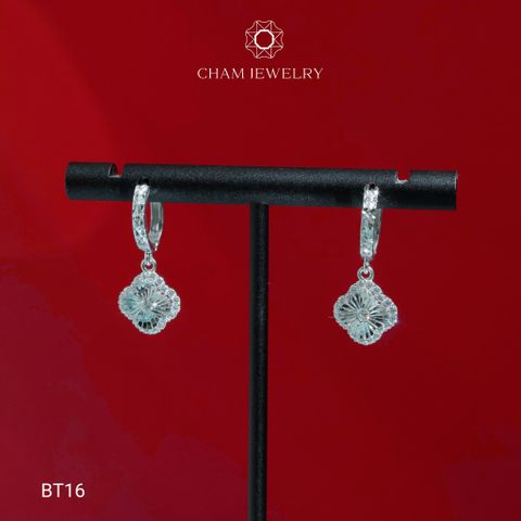 Hoa Tai CHAM JEWERLY BT10, Hoa Tai Cỏ 4 Lá Viền Đá Tấm Chạm Máy ( Barcode TBT834).