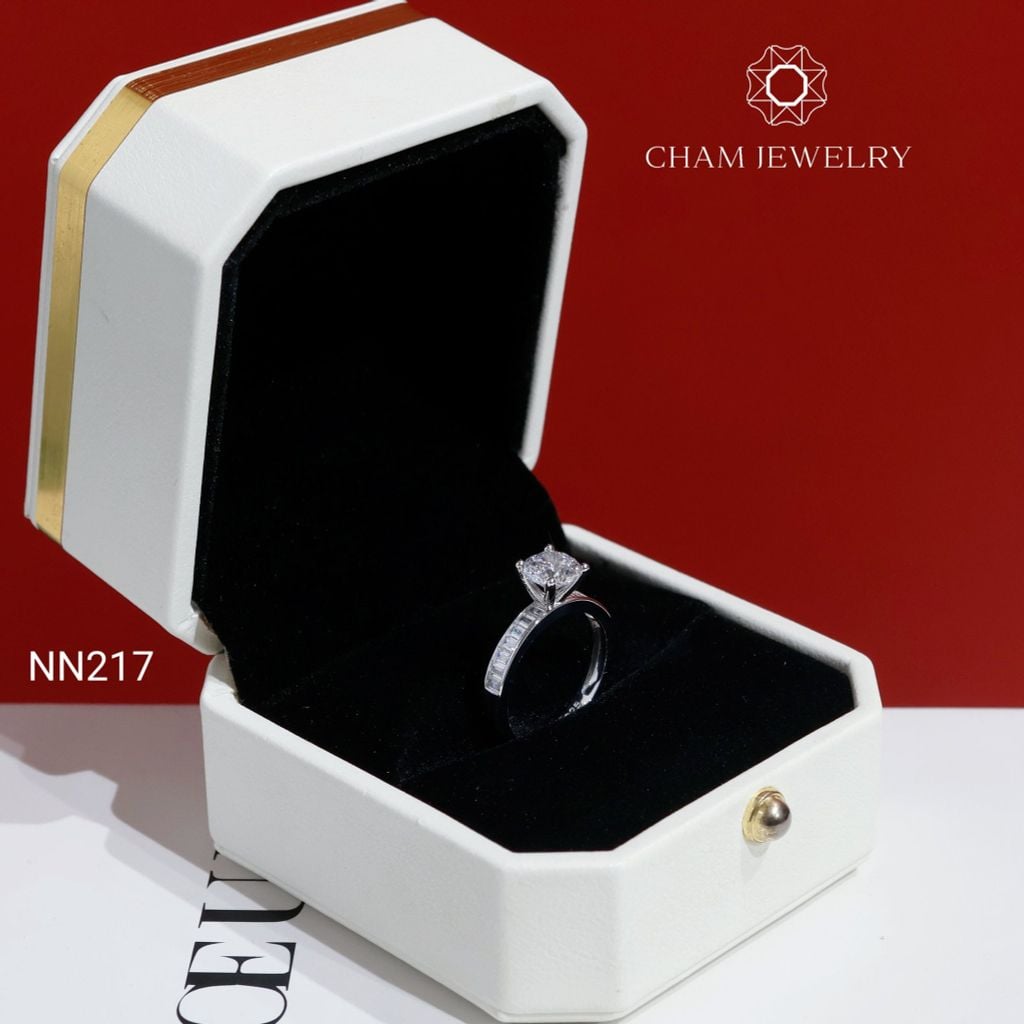 Nhẫn NN217 CHAM JEWELRY, Chủ 6.5mm( Barcode NNNH147).