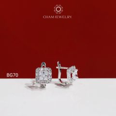 Hoa Tai BG70 CHAM JEWELRY, Hoa Tai Khóa Gài Chủ Vuông 4.5mm (Barcode TBG1118)