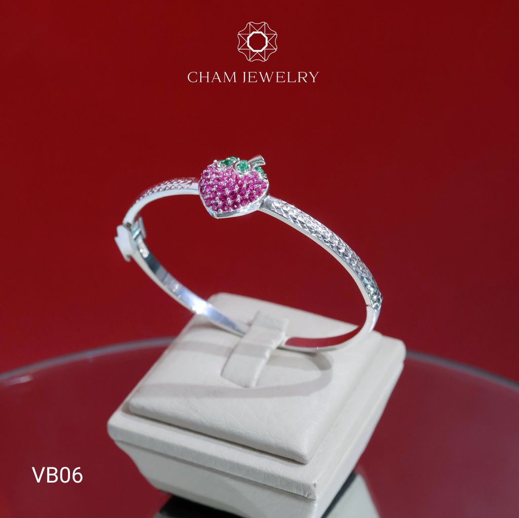 Vòng Tay Bé VB06 CHAM JEWELRY, Vòng Dâu Tây Hồng (Barcode TVEC09)