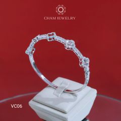 Vòng Tay VC06 CHAM JEWELRY, Full Moissanite 4 Lá Bản 8.0mm (Barcode OPV01).