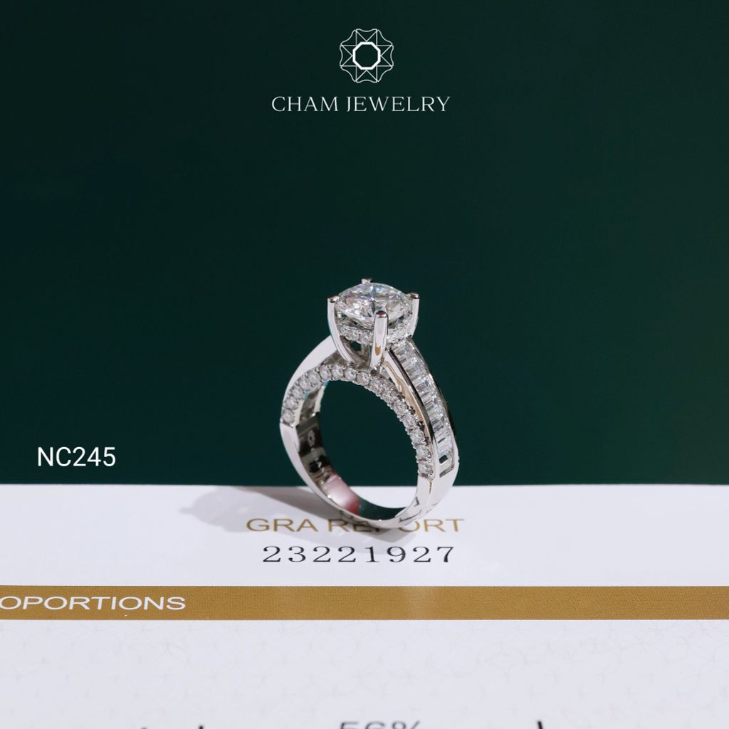 Nhẫn NC245 CHAM JEWELRY, Full Moissanite Chủ 7.5mm (Barcode OCNN52)