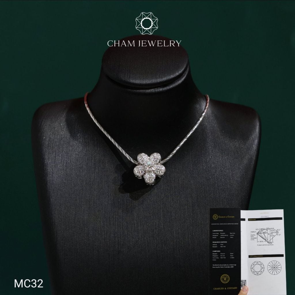 Mặt Dây Chuyền MC32 CHAM JEWELRY , Mặt Hoa 5 Lá Đá Moissanite C&C (Barcode OCM05).