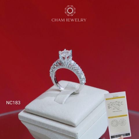 Nhẫn NC183 CHAM JEWELRY, Full Đá Moissanite Chủ 6.3 (Barcode ONNU225)