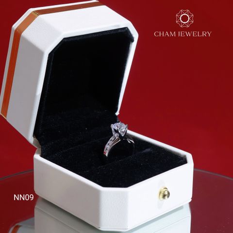 Nhẫn NN09 CHAM JEWELRY, Chủ 5.5mm.