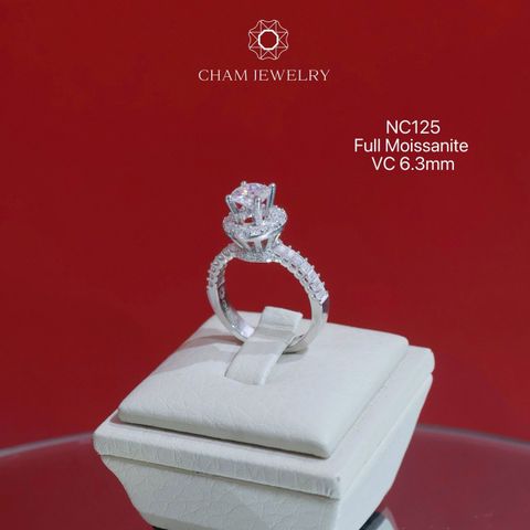 Nhẫn NC125 CHAM JEWELRY, Full Đá Moissanite Chủ 6.3mm (Barcode OHN13)