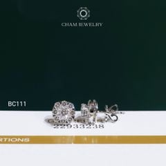 Hoa Tai BC111 CHAM JEWELRY, Hoa Tai Chủ 4.5mm Full Moissanite (OCB20)
