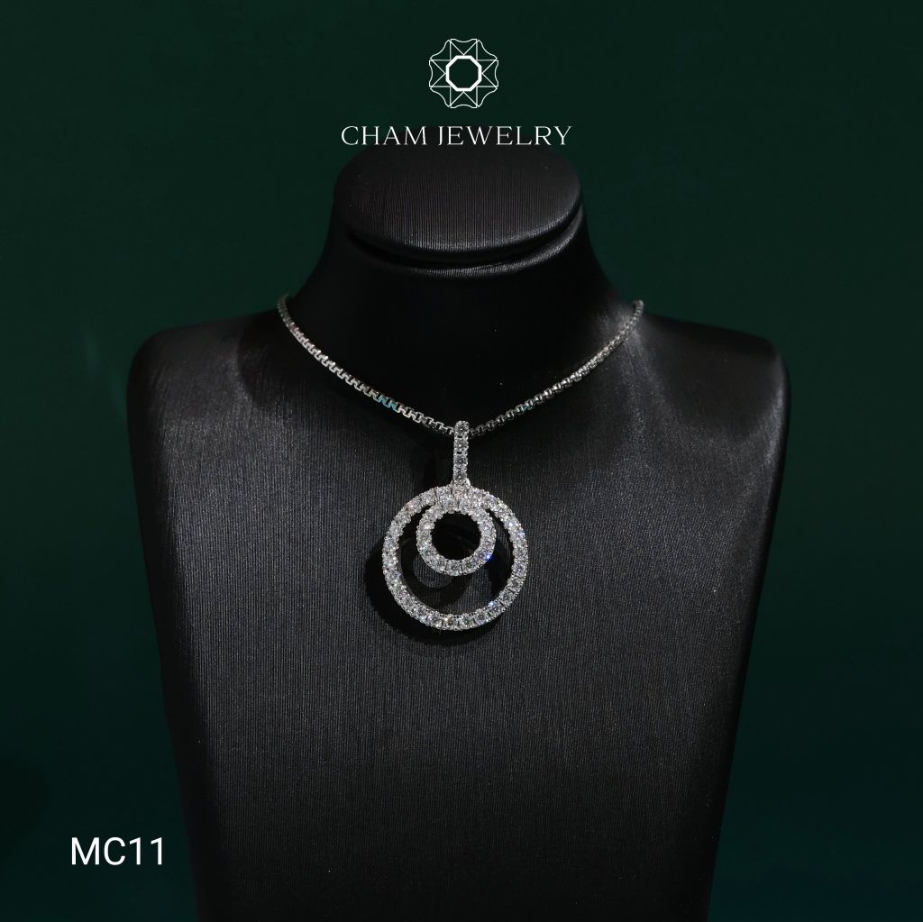 Mặt Dây Chuyền MC11 CHAM JEWELRY , Full Moissanite Cao Cấp (Barcode OM07).