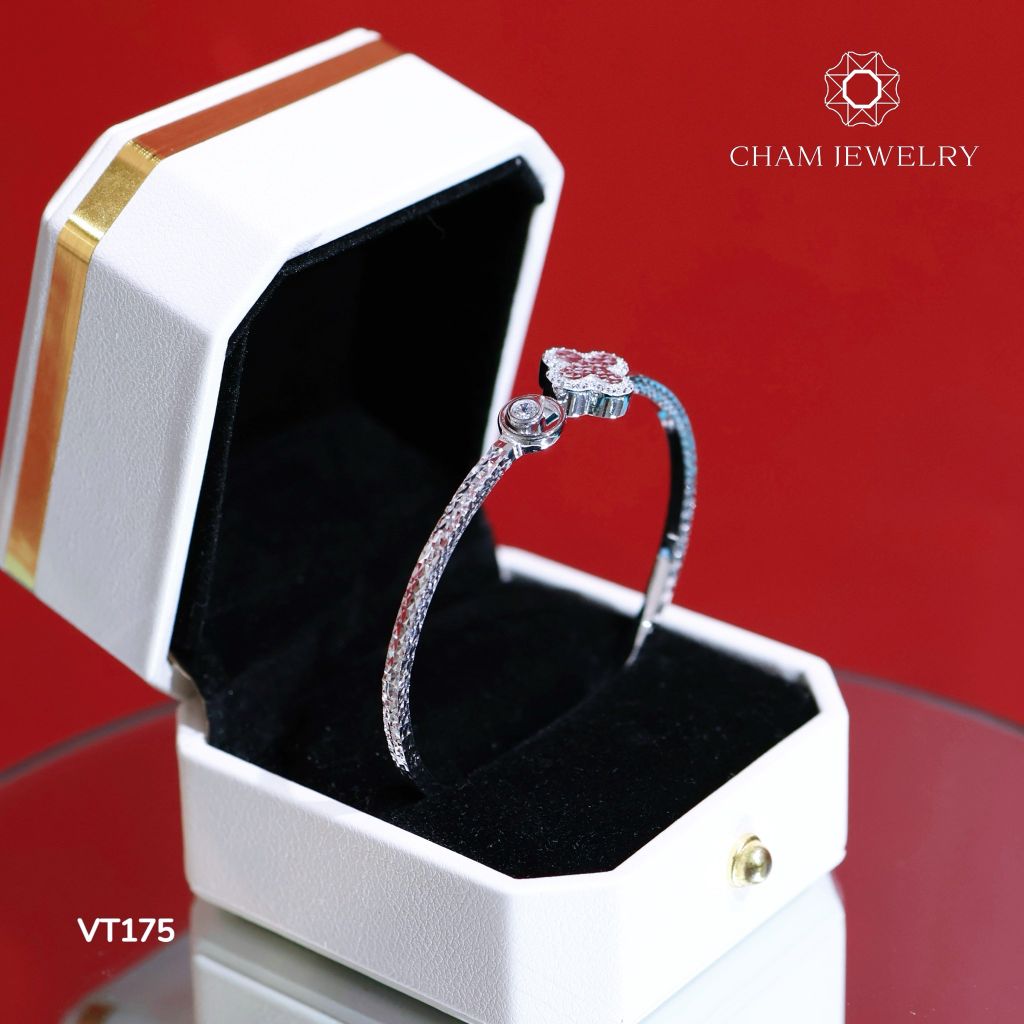Vòng Tay VT175 CHAM JEWELR, Vòng 4 Lá (Barcode CV7202).