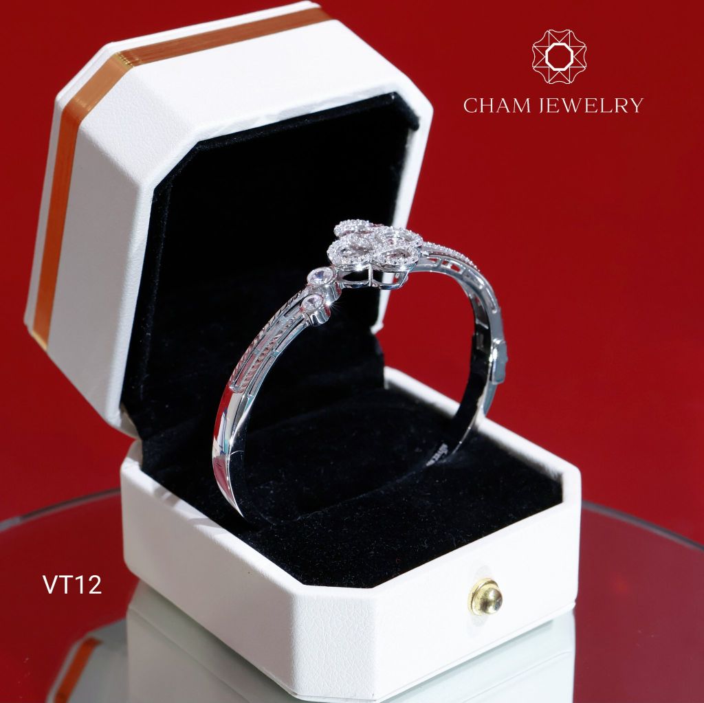 Vòng Tay CHAM JEWELRY VT12, Vòng LV Cỏ 4 Lá (Barcode CV6073).