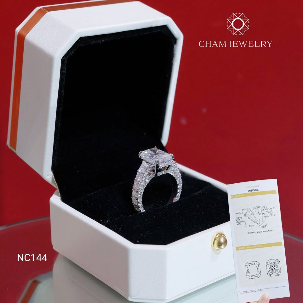 Nhẫn NC144 CHAM JEWELRY, Full Đá Moissanite Chủ 8x11mm (Barcode OTN11)