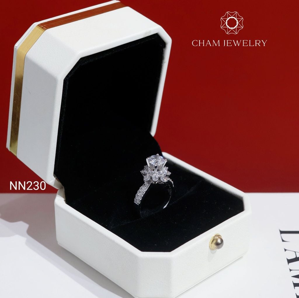 Nhẫn NN230 CHAM JEWELRY, Chủ 6.5mm( Barcode TNN1898).