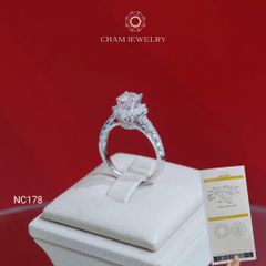 Nhẫn NC178 CHAM JEWELRY, Full Đá Moissanite Chủ 5.4mm (Barcode ONNU217)