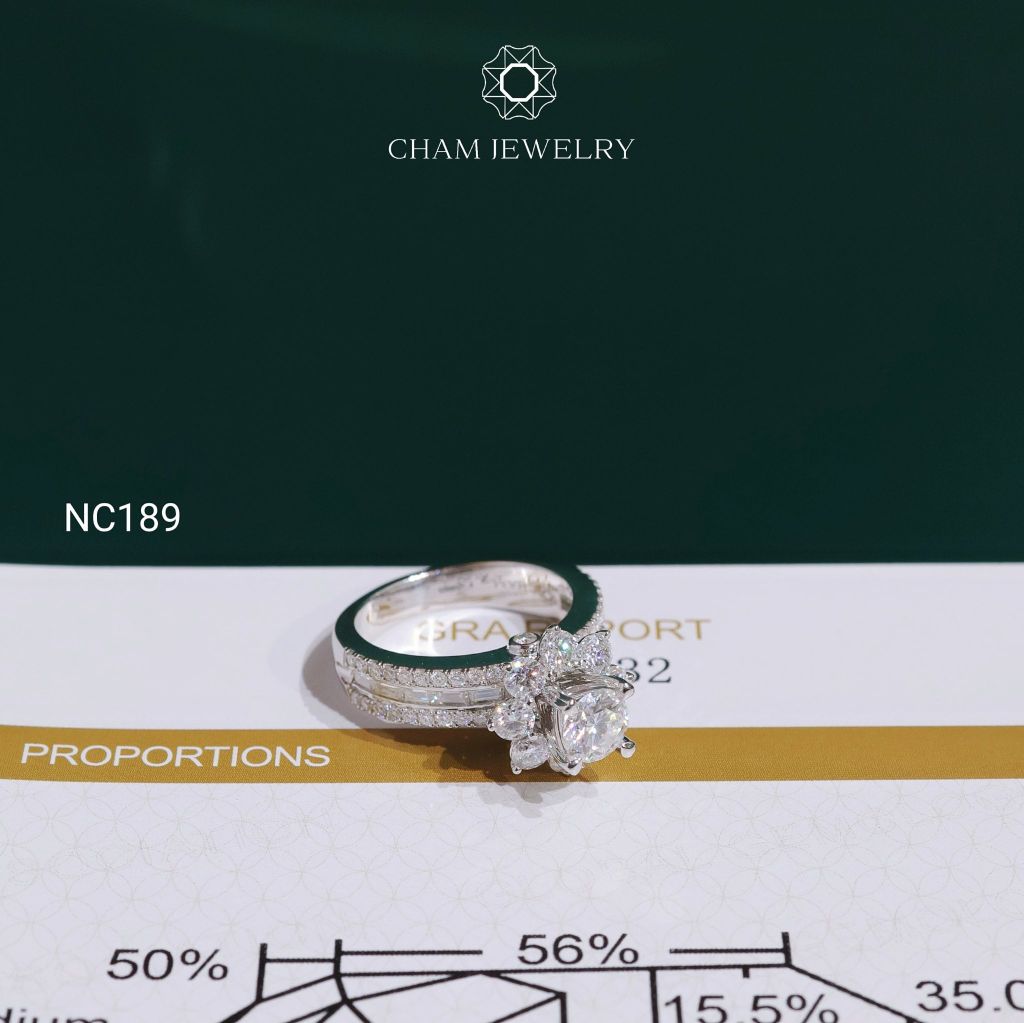 Nhẫn NC189 CHAM JEWELRY, Full Đá Moissanite Chủ 5.4mm (Barcode OCNN20)