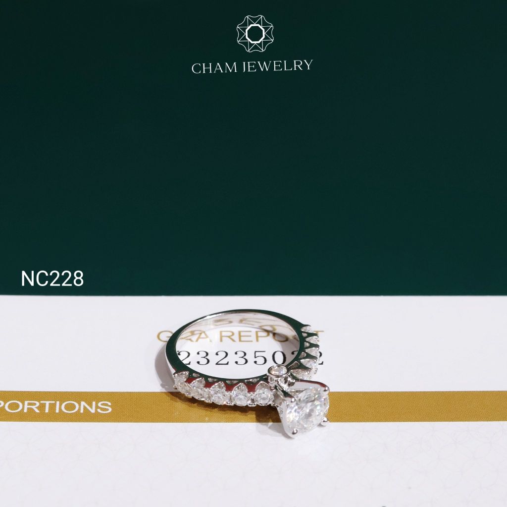 Nhẫn NC228 CHAM JEWELRY, Nhẫn Full Đá Moissanite Chủ 6.3mm (Barcode ONNU81)