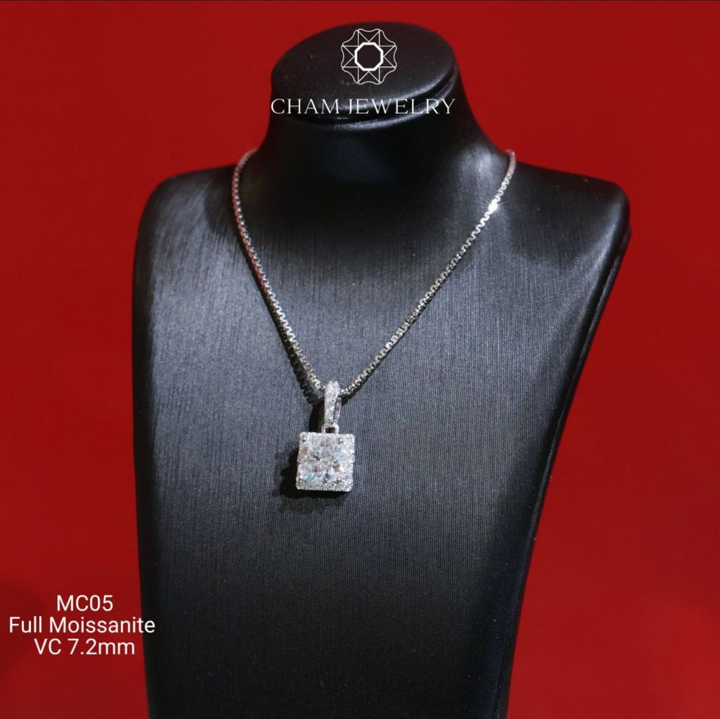 Mặt Dây Chuyền MC05 CHAM JEWELRY , Chủ 7.2mm Full Moissanite Cao Cấp (Barcode OM42).
