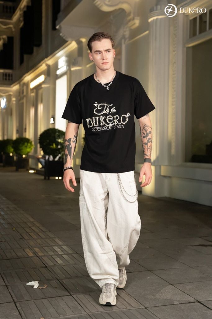 Tee TheDUKERO Different & Bold Diamond & Pearl