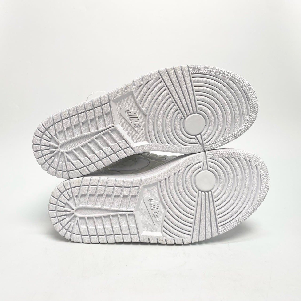  NIKE AIR JORDAN 1 LOW QUILTED WHITE DB6480-100 