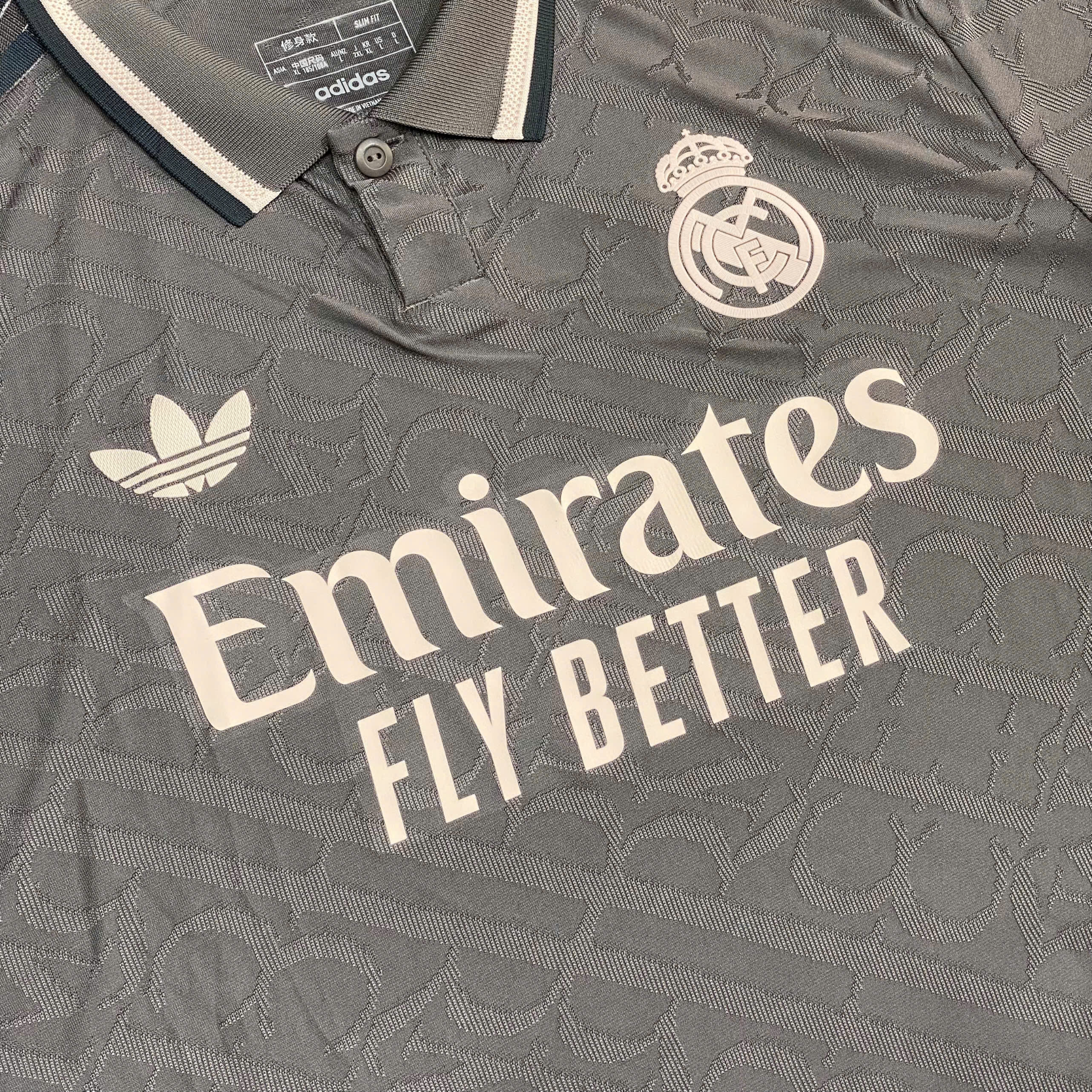  NEW ADIDAS REAL MADRID 24/25 AUTHENTIC THIRD JERSEY IY1761 