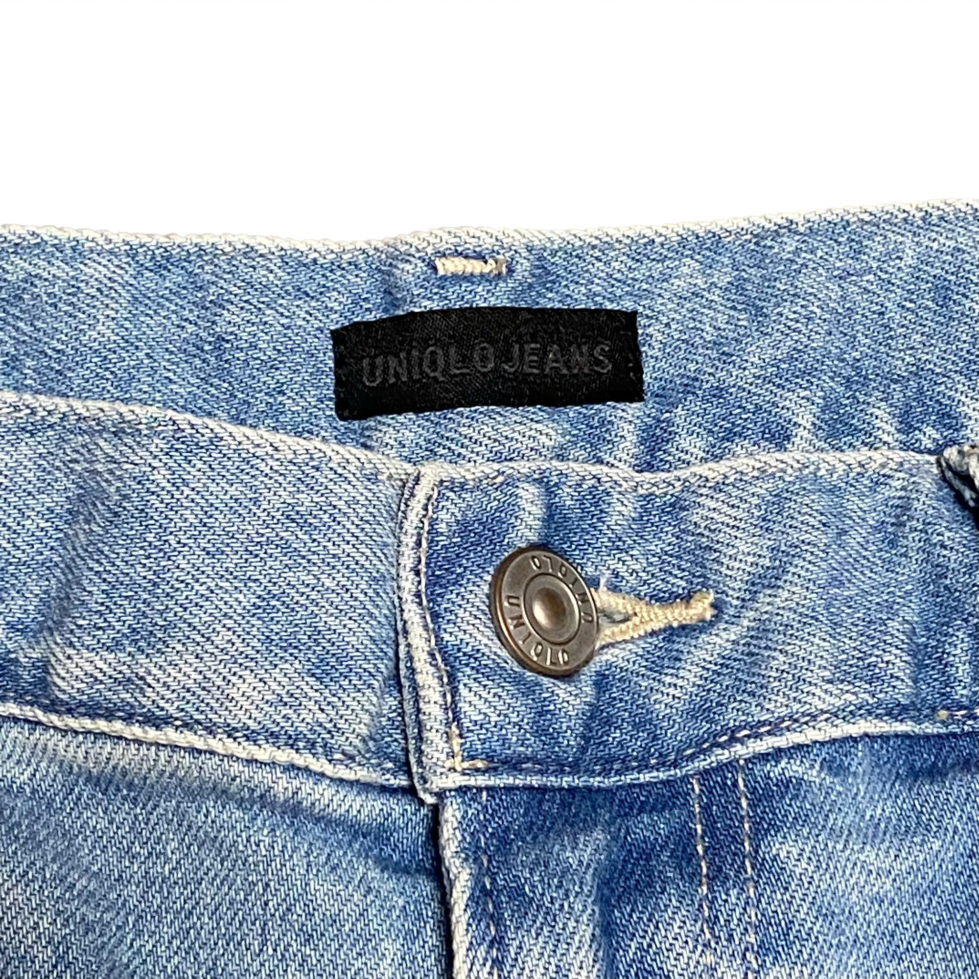  UNIQLO SLIM STRAIGHT JEANS 