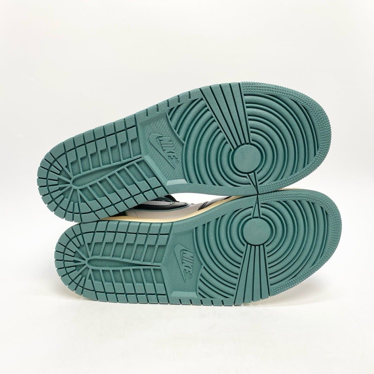  NIKE AIR JORDAN 1 MID OXIDIZED GREEN FQ7818-100 