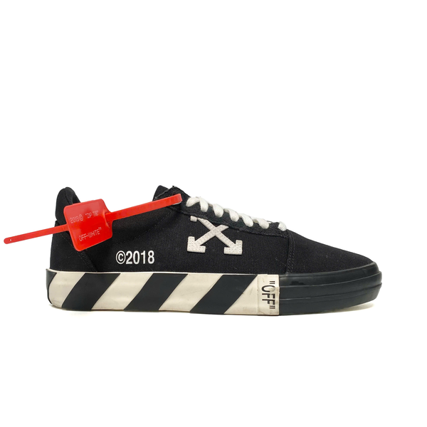  OFF-WHITE VULC LOW BLACK WHITE OMIA085R21FAB001-1001 