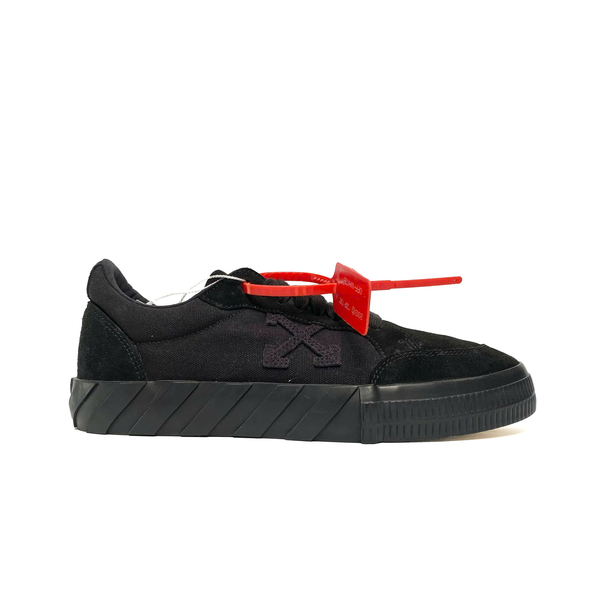 OFF-WHITE VULC LOW BLACK OMIA085R20 C210501010 