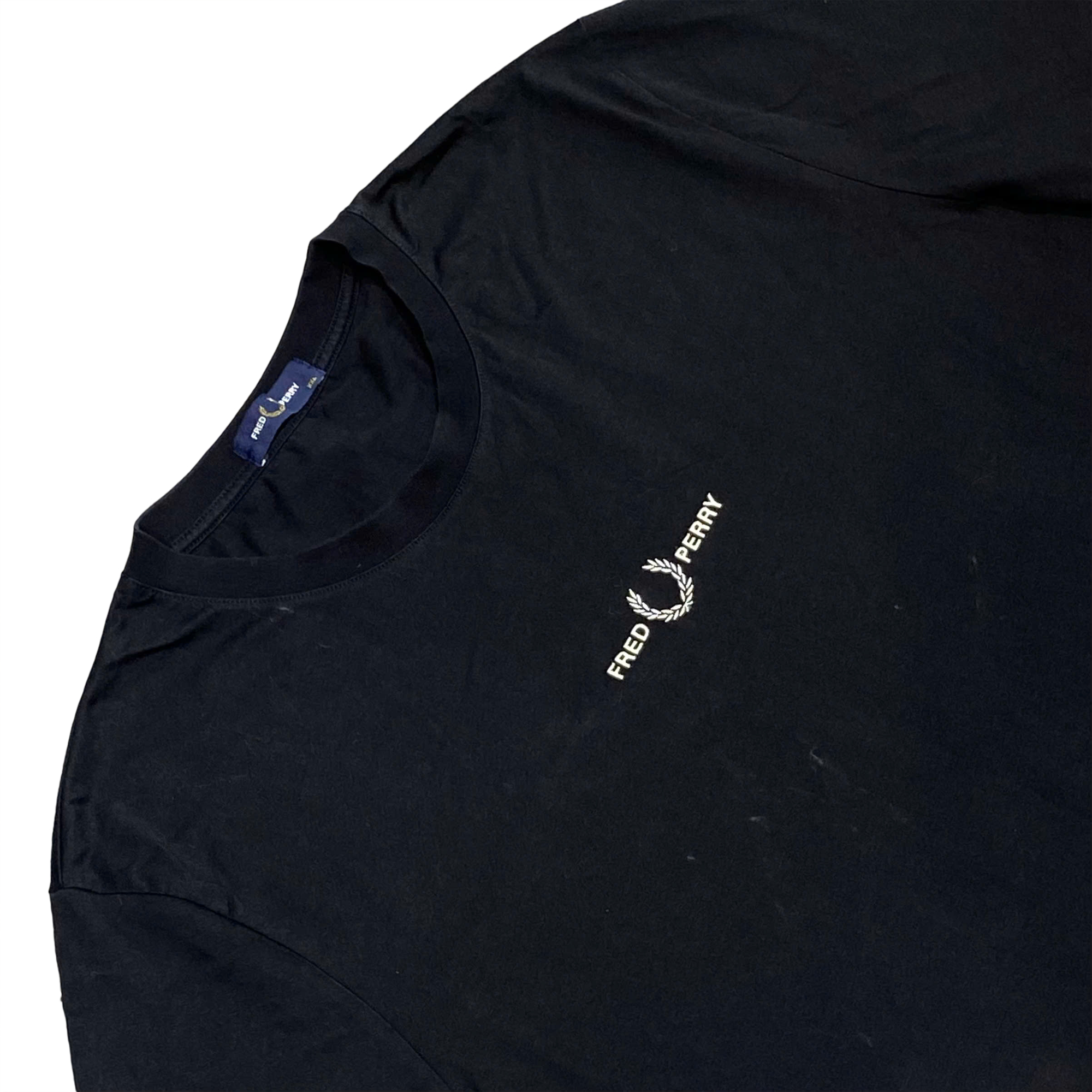  FRED PERRY EMBROIDERED T-SHIRT 
