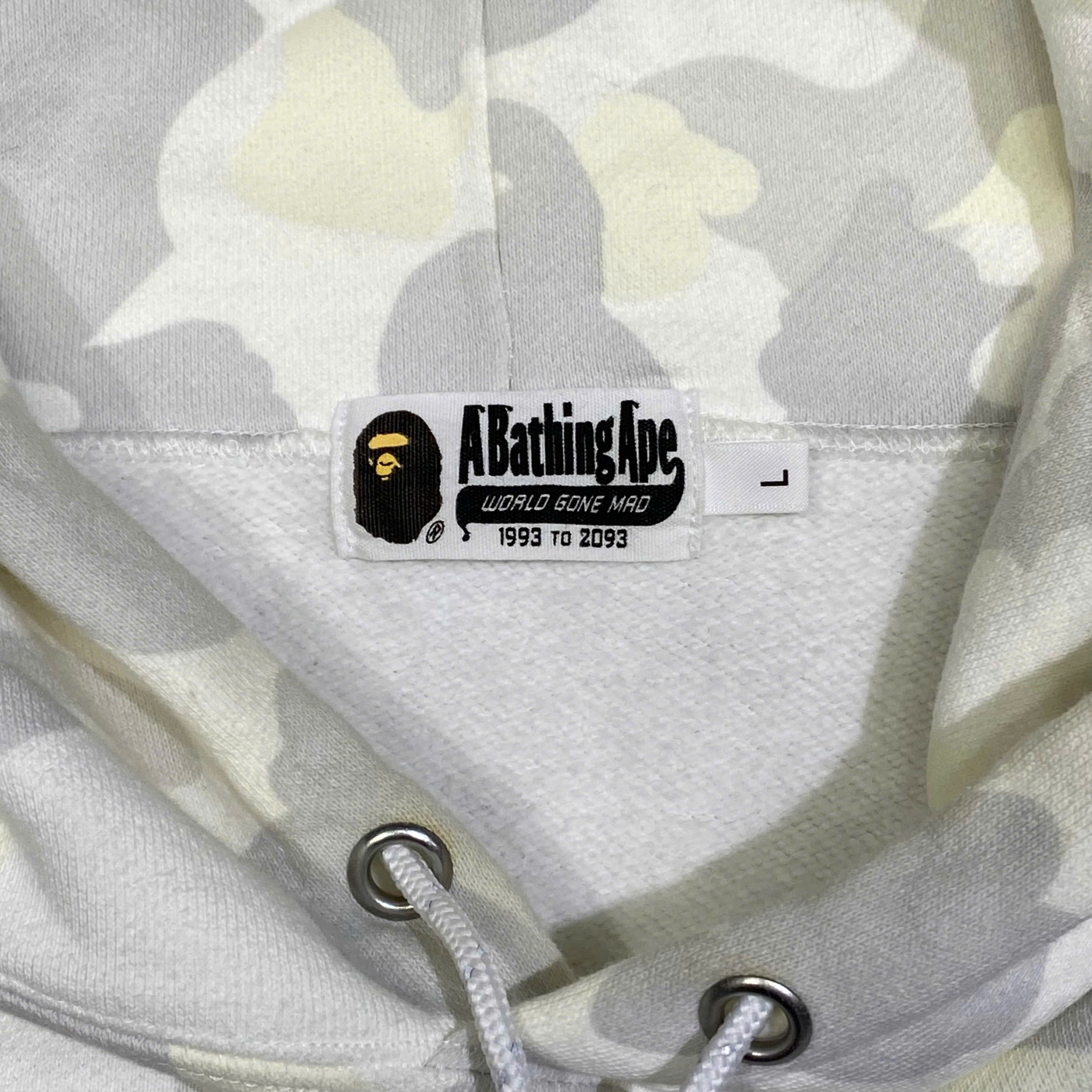  BAPE CITY CAMO PULLOVER HOODIE WHITE 