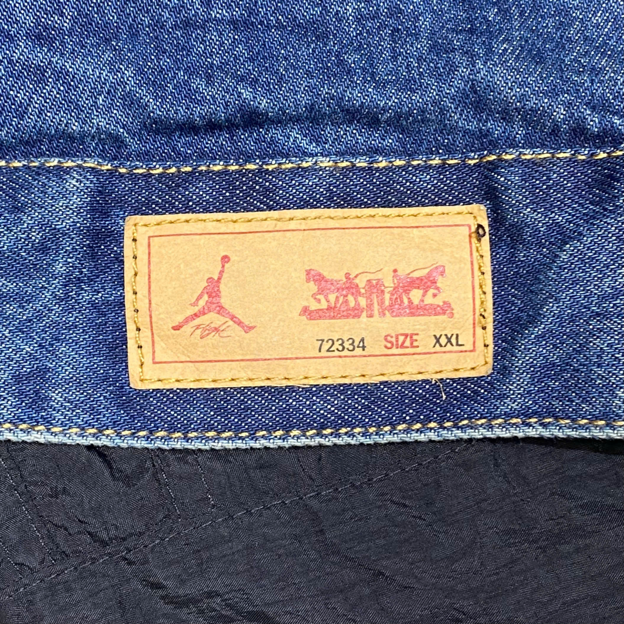  LEVIS REVERSIBLE TRUCKER JACKET X JORDAN 