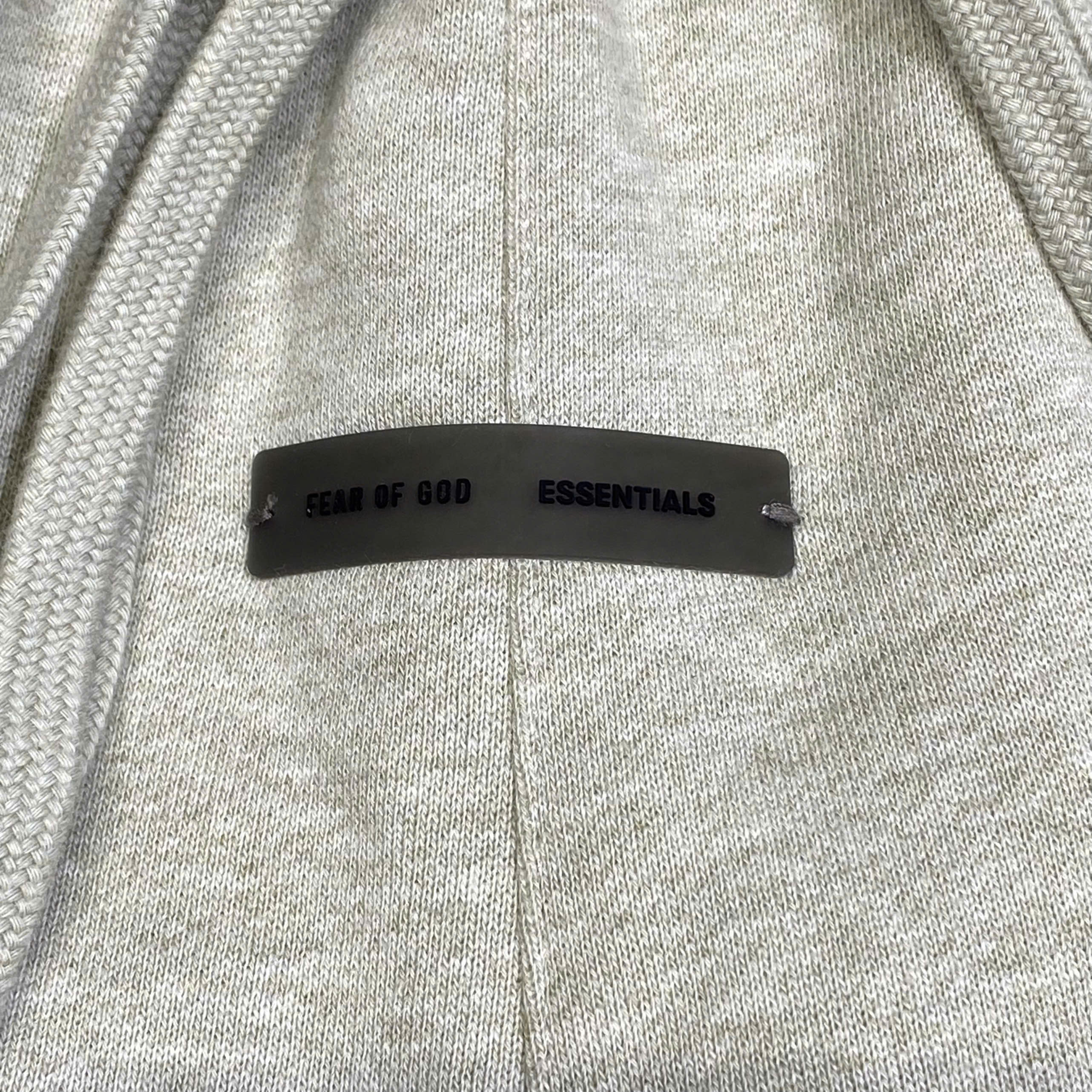  FEAR OF GOD ESSENTIALS KIDS CLASSIC FLEECE SWEATSHORTS 