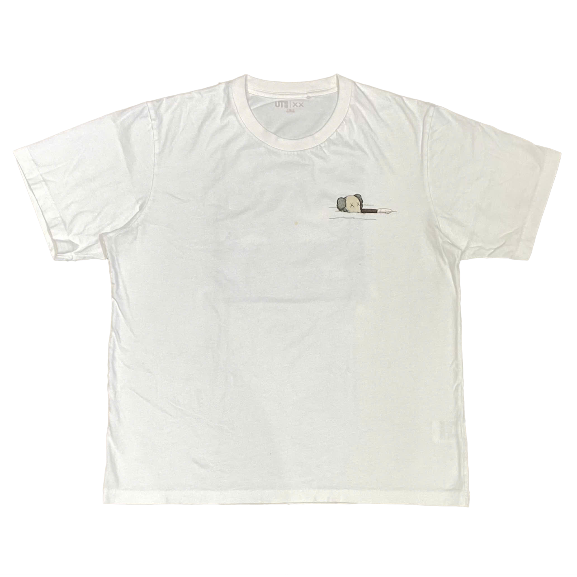  KAWS X UNIQLO UT SHORT SLEEVE ARTBOOK COVER T-SHIRT WHITE 