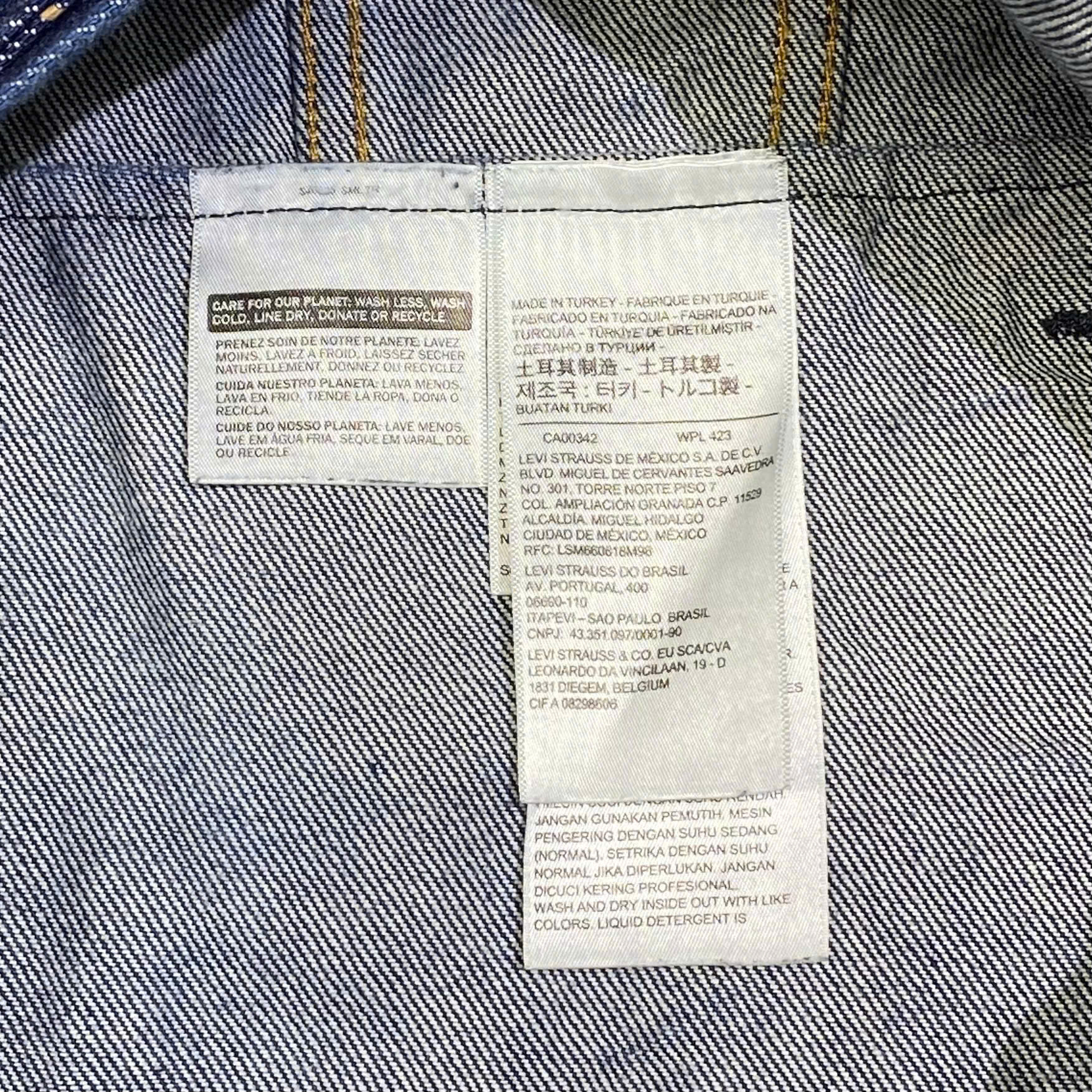  BAPE X LEVI DENIM JACKET 