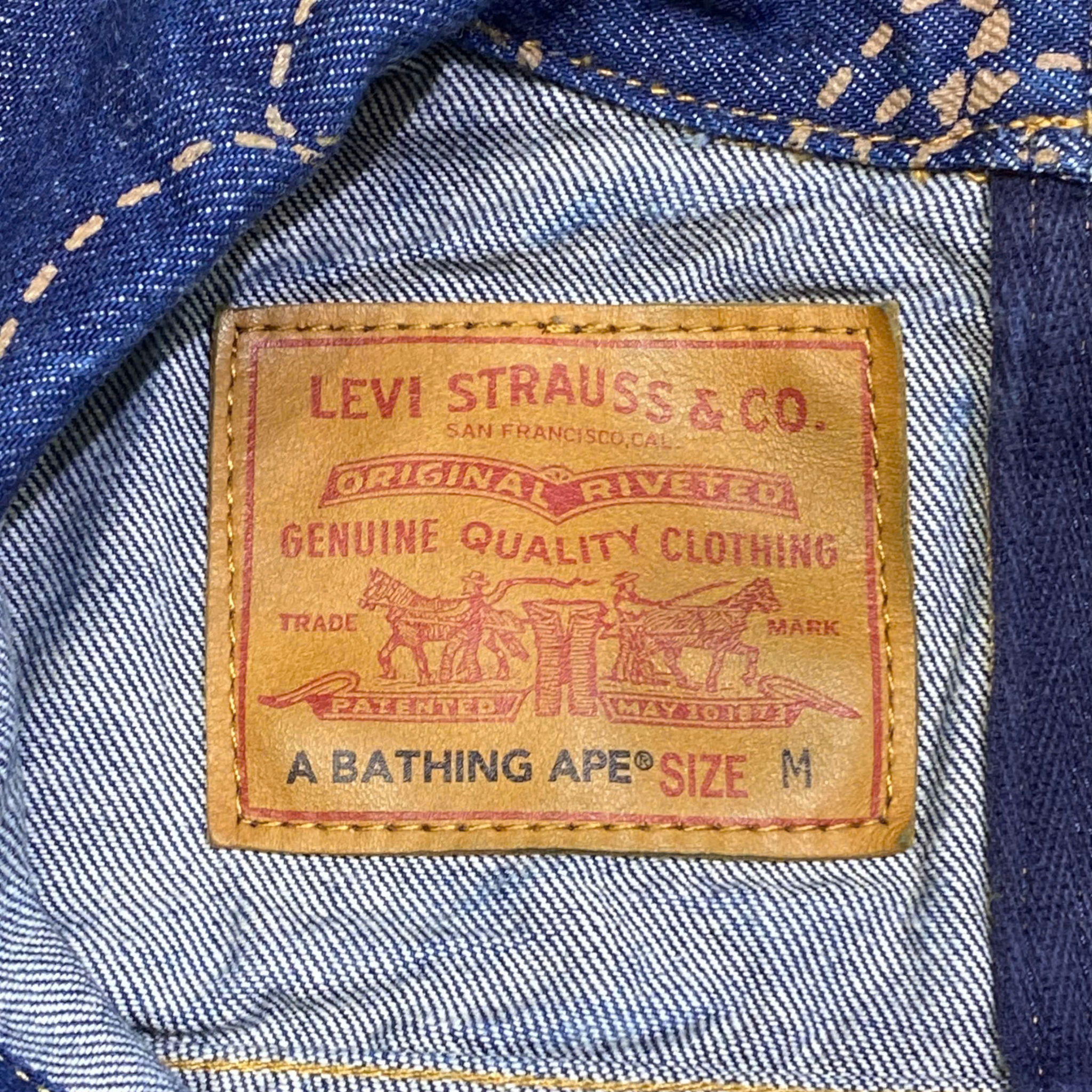 BAPE X LEVI DENIM JACKET 
