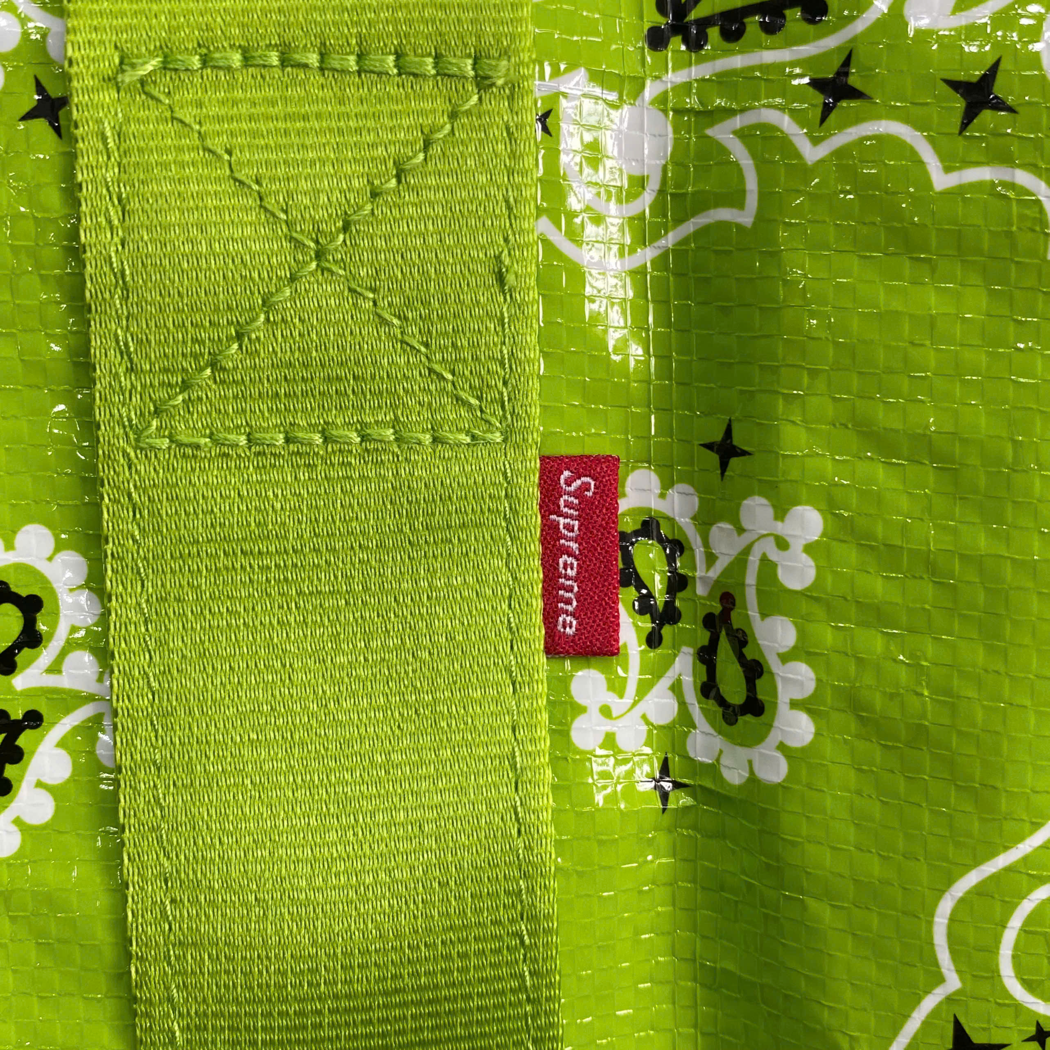  SUPREME BANDANA TARP LARGE DUFFLE BAG BRIGHT GREEN 