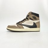  NIKE TRAVIS SCOTT X AIR JORDAN 1 RETRO HIGH OG MOCHA CD4487-100 