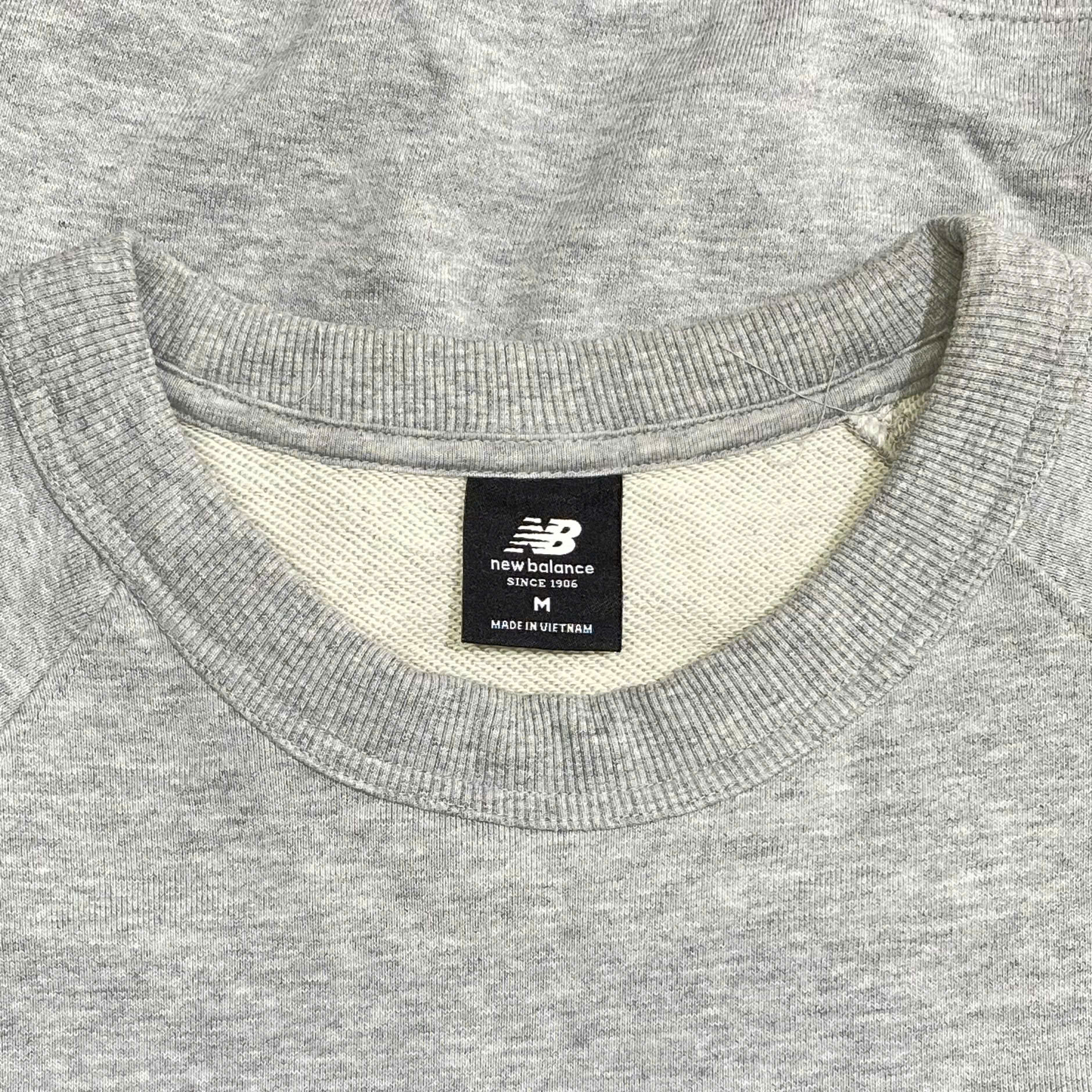  NEW BALANCE ATHLETICS VARSITY FLEECE CREWNECK 
