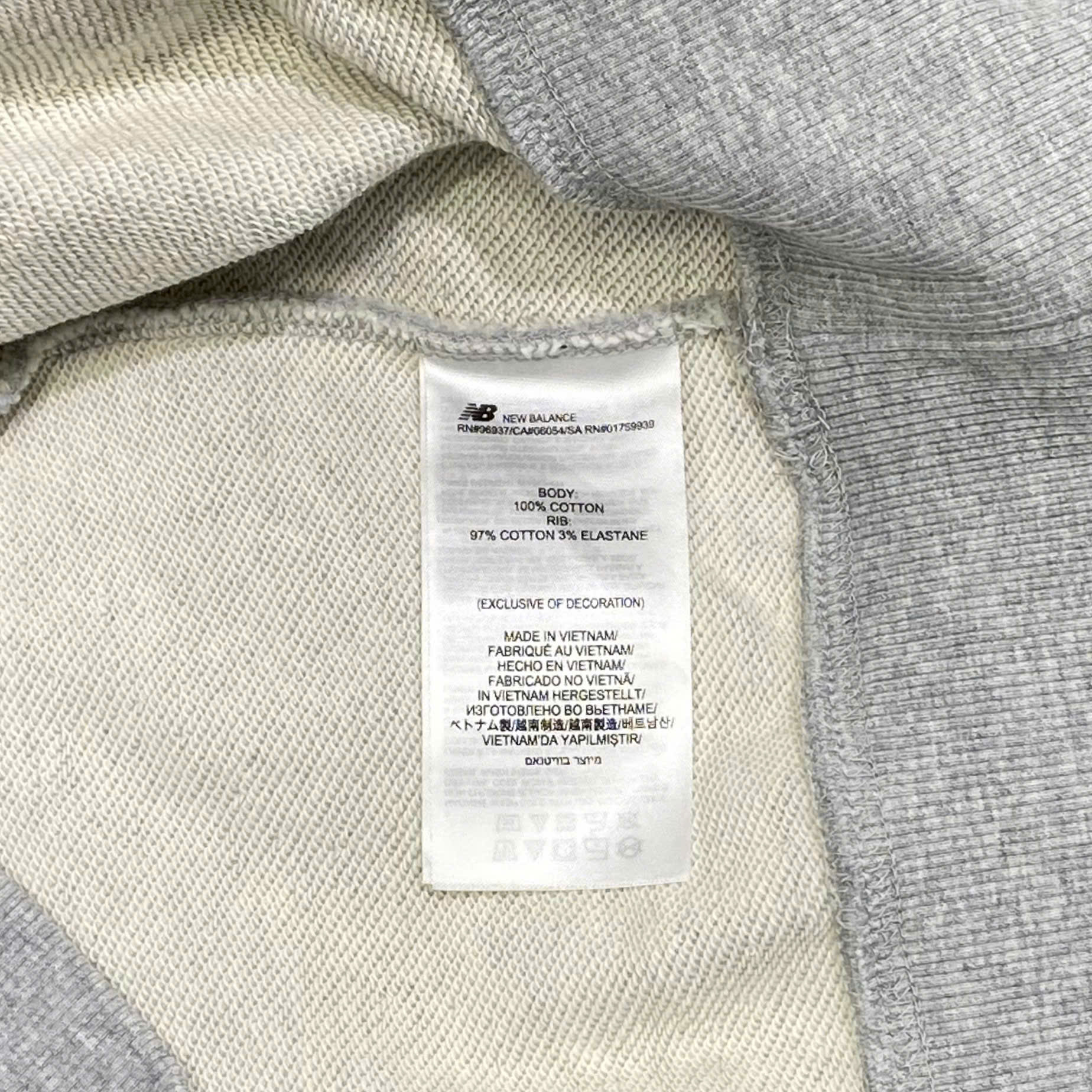  NEW BALANCE ATHLETICS VARSITY FLEECE CREWNECK 