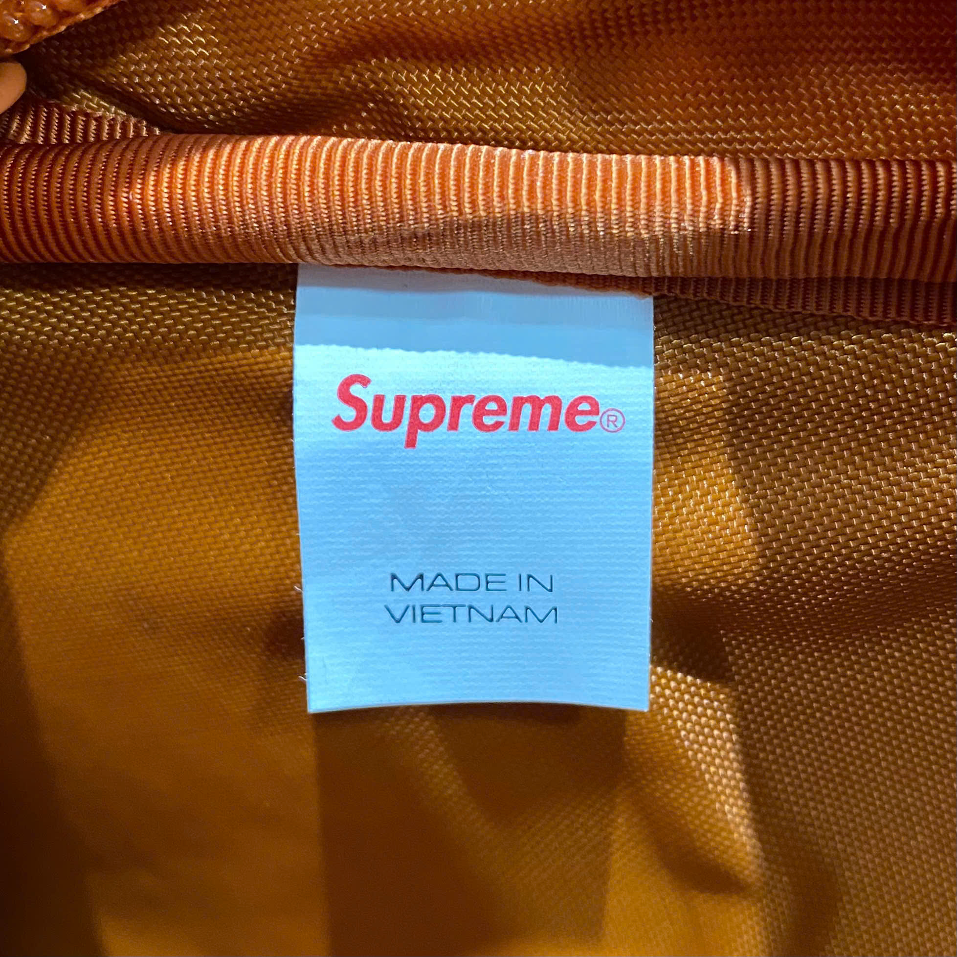  SUPREME SLING LOGO-PATCH BAG 