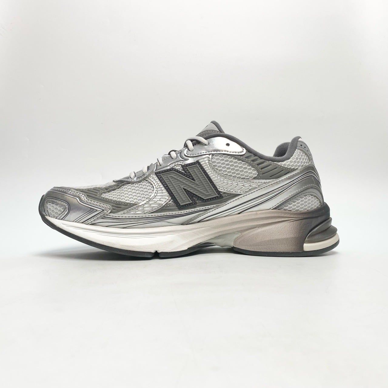 NEW BALANCE 2010 METALLIC SILVER GREY U2010753 