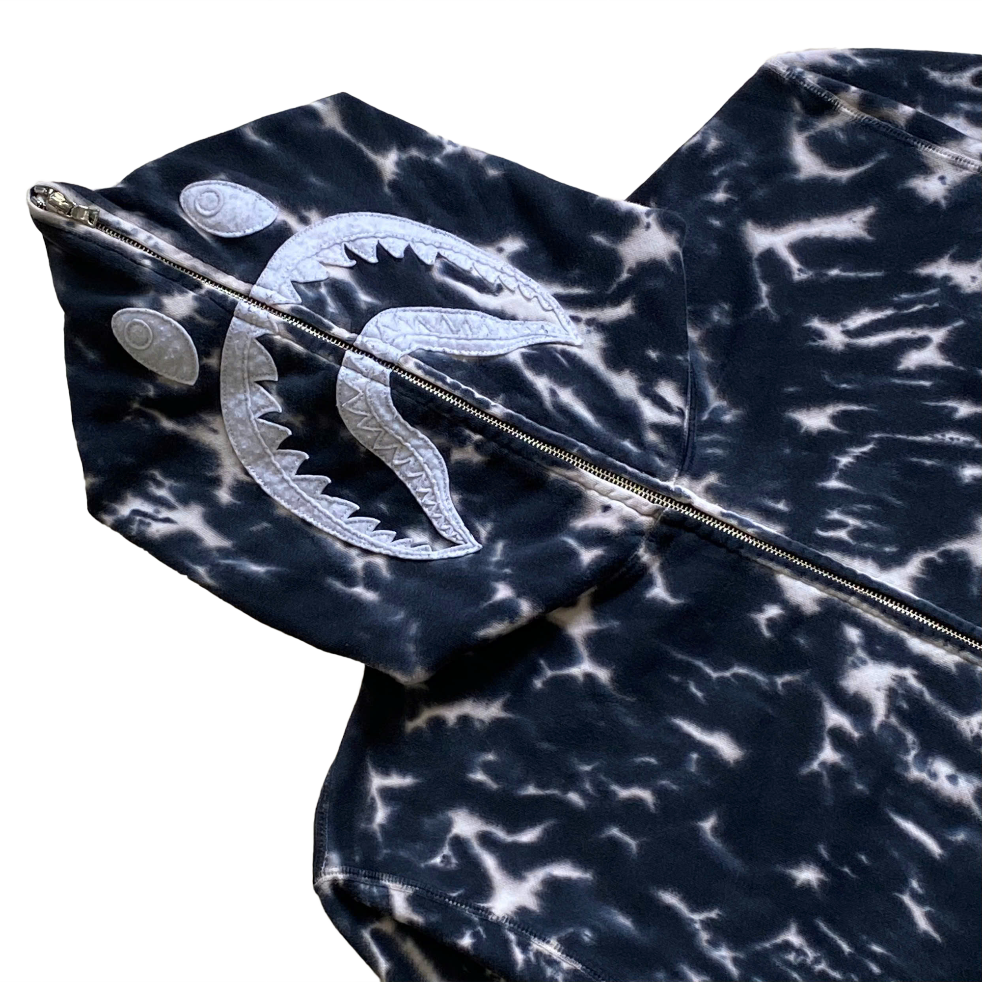  BAPE NAVY & WHITE TIE-DYE SHARK ZIP HOODIE 