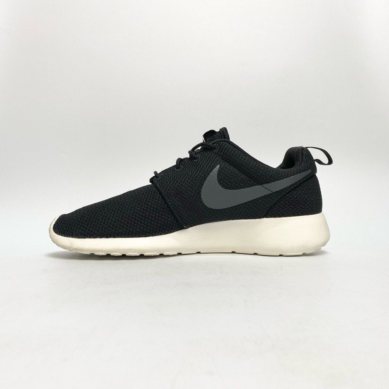 NIKE ROSHE ONE LOW TRIPLE BLACK 511811-010 