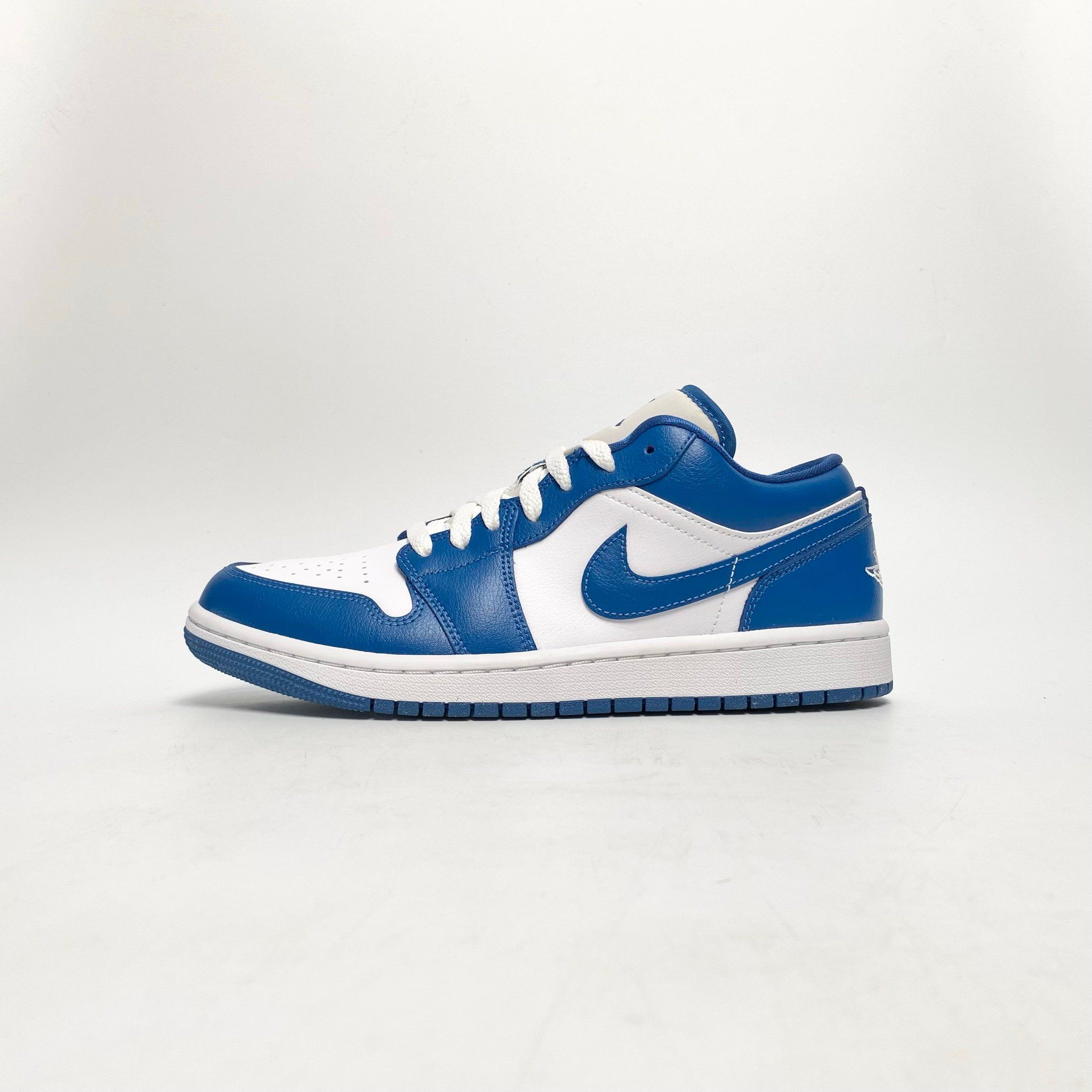  NIKE AIR JORDAN 1 LOW WHITE DARK MARINA BLUE DC0774-114 