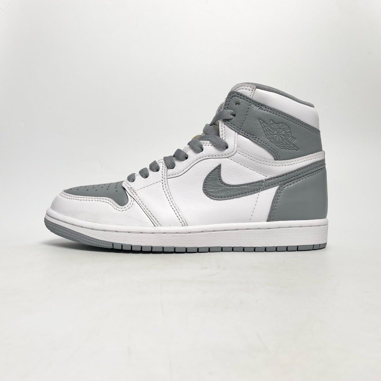  GIÀY NIKE AIR JORDAN 1 RETRO HIGH OG WHITE STEALTH 555088-037 