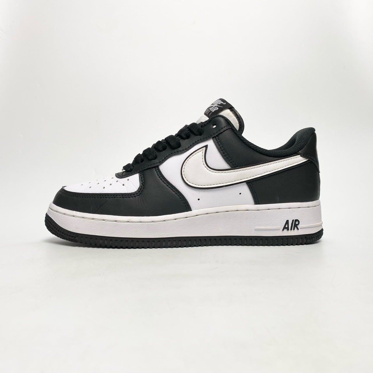  NIKE AIR FORCE 1 LOW PANDA DV0788-001 